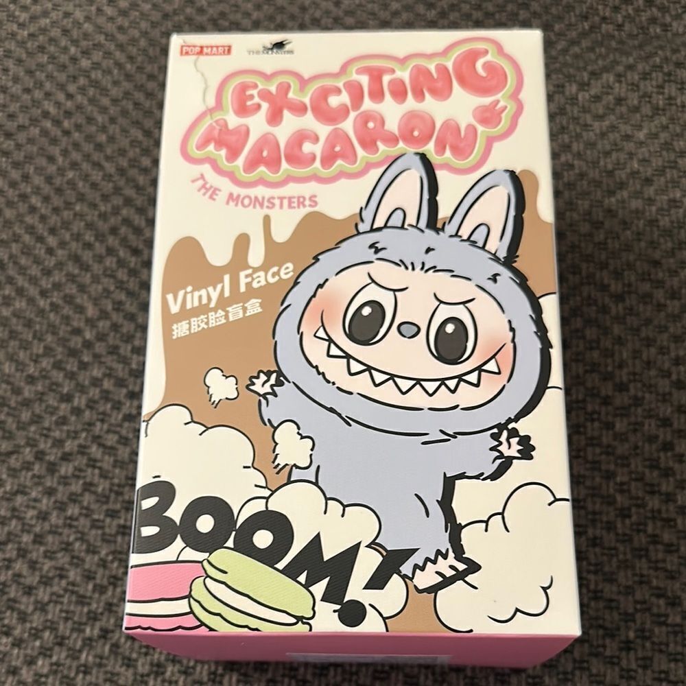 NWT from Popmart boutique sesame bean Macaron labubu